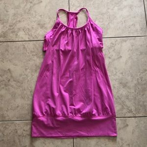 Lululemon size 6